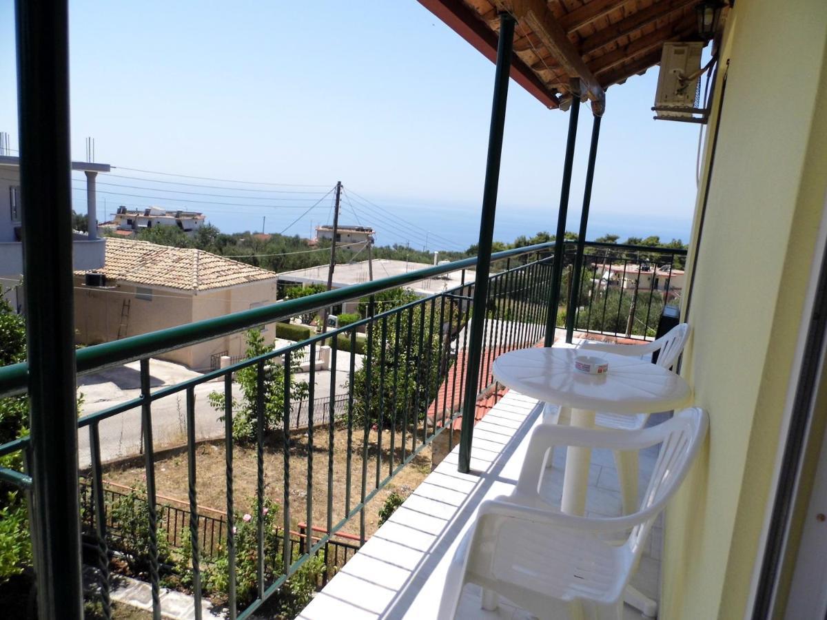 Villa Nefeli Loútsa Dış mekan fotoğraf