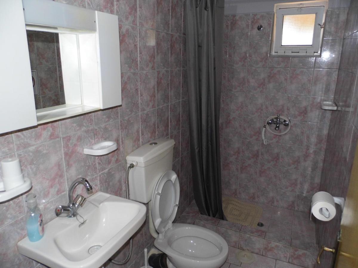 Villa Nefeli Loútsa Dış mekan fotoğraf