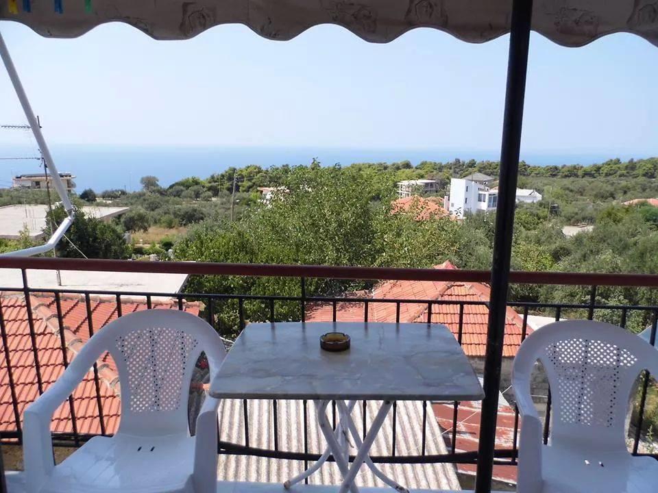 Villa Nefeli Loútsa Dış mekan fotoğraf